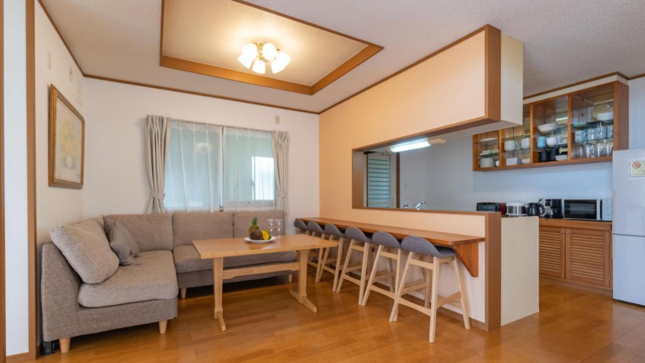 Guesthouse Akabana Miyakojima  Esterno foto